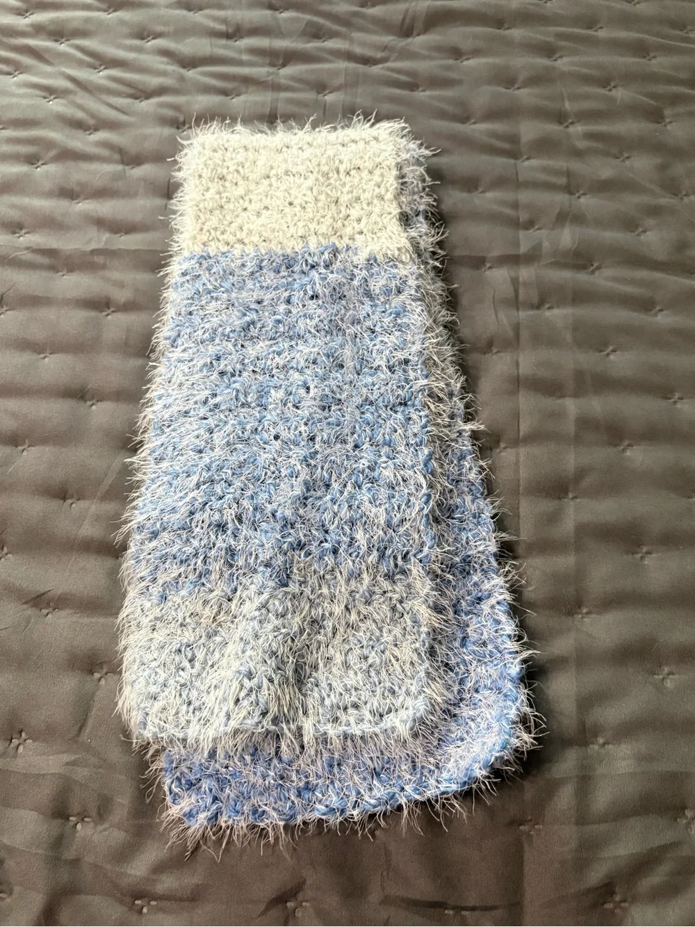 Source Unknown Blue and Light Gray Fuzzy Knit Scarf